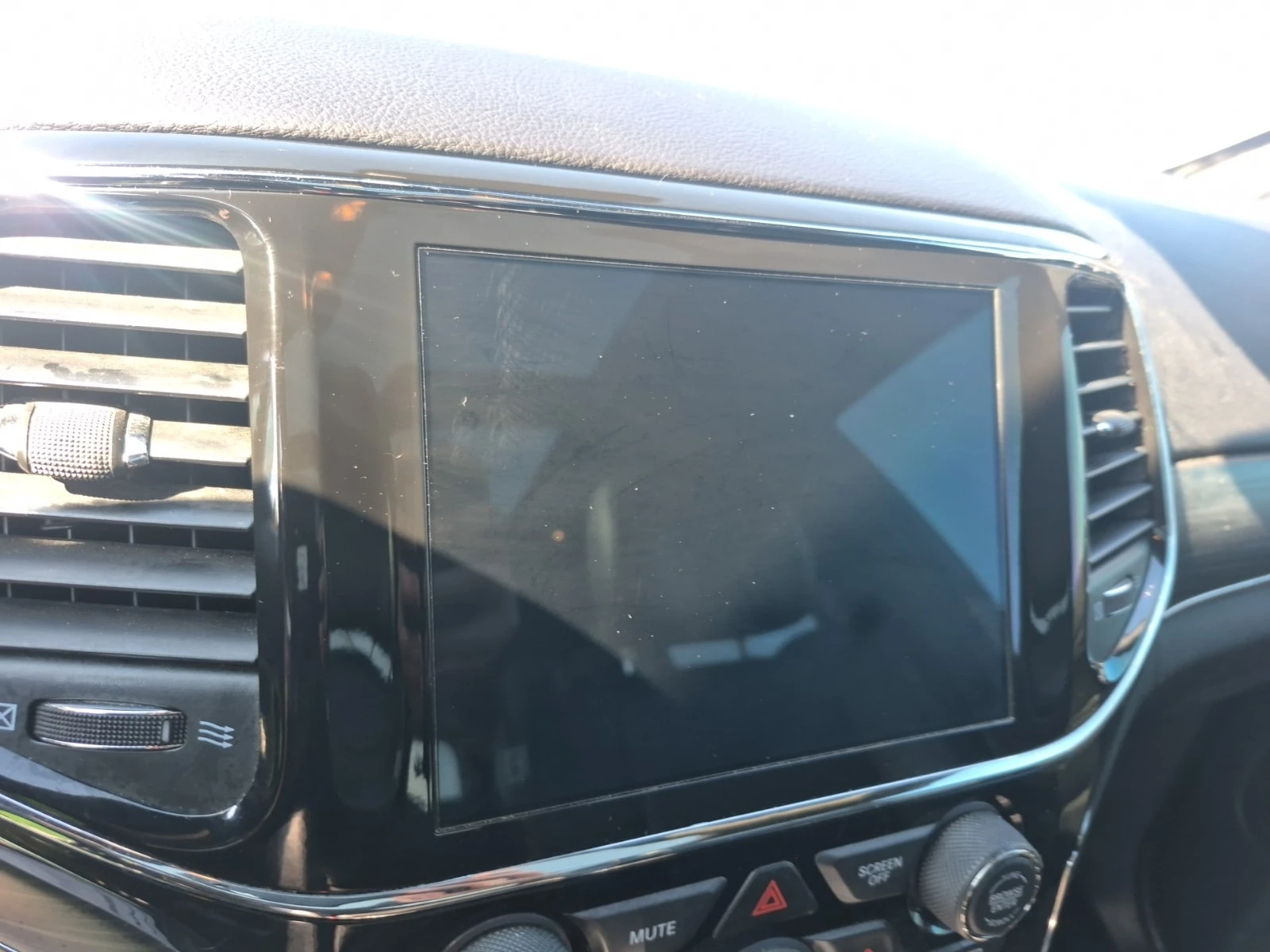 Jeep Grand cherokee 80TH ANNIVERSARY| PANO| DIS| , снимка 11 - Автомобили и джипове - 56080308