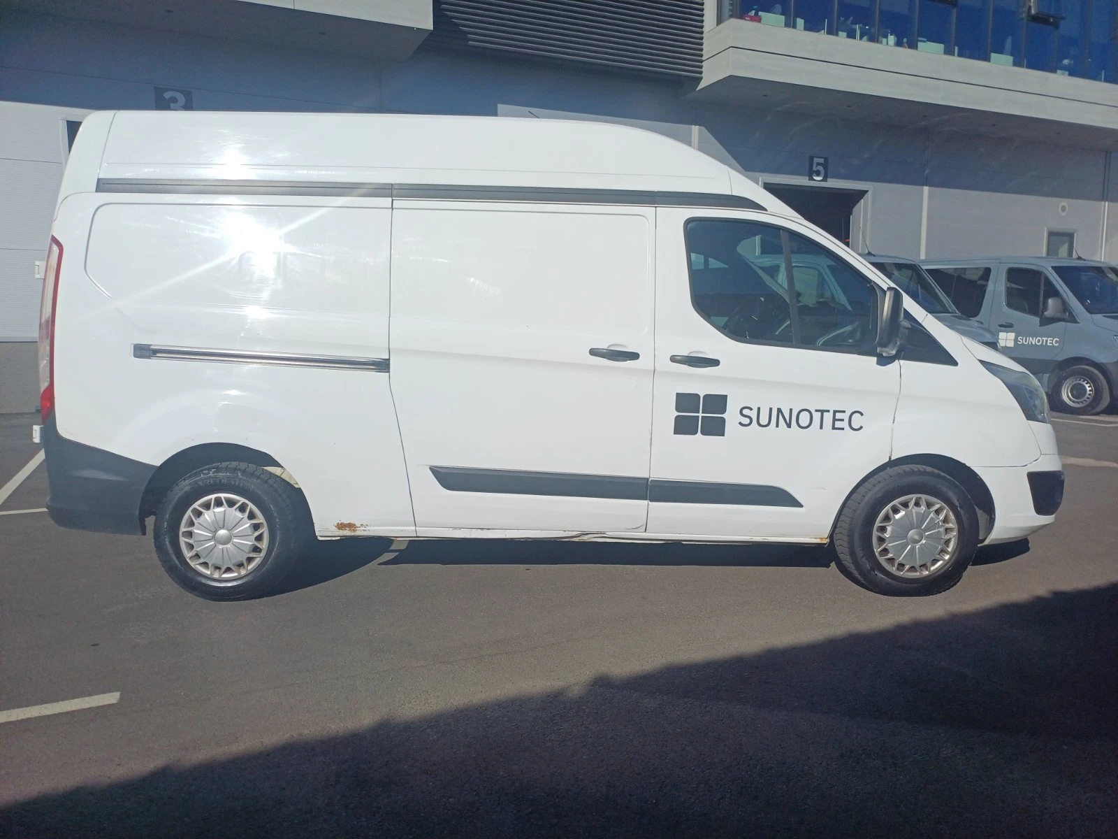 Ford Transit Custom 2.2, снимка 4 - Бусове и автобуси - 55273345