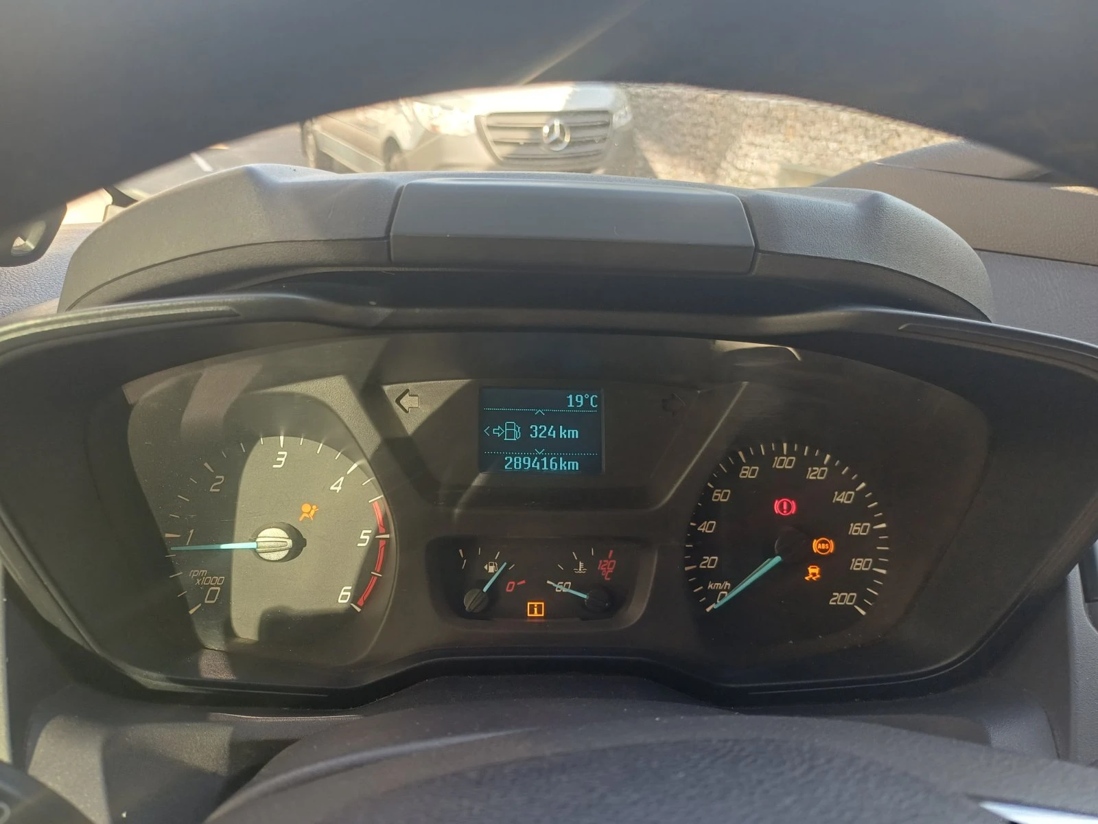 Ford Transit Custom 2.2, снимка 11 - Бусове и автобуси - 55273345