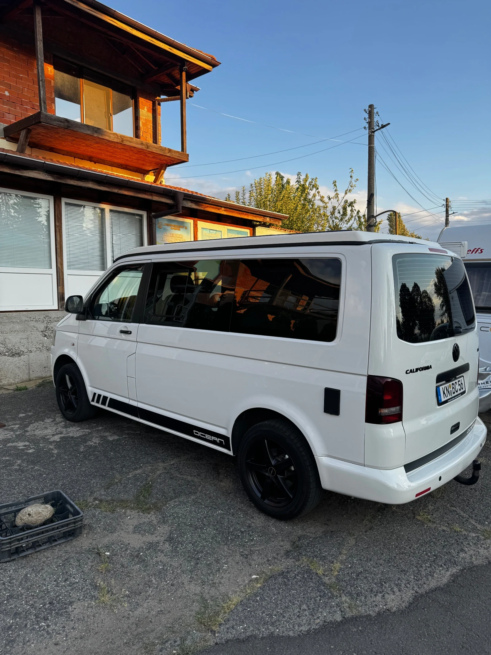 VW California Кемпер, снимка 17 - Бусове и автобуси - 56012209
