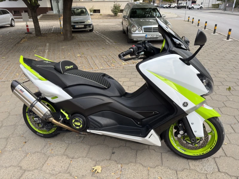 Yamaha T-max