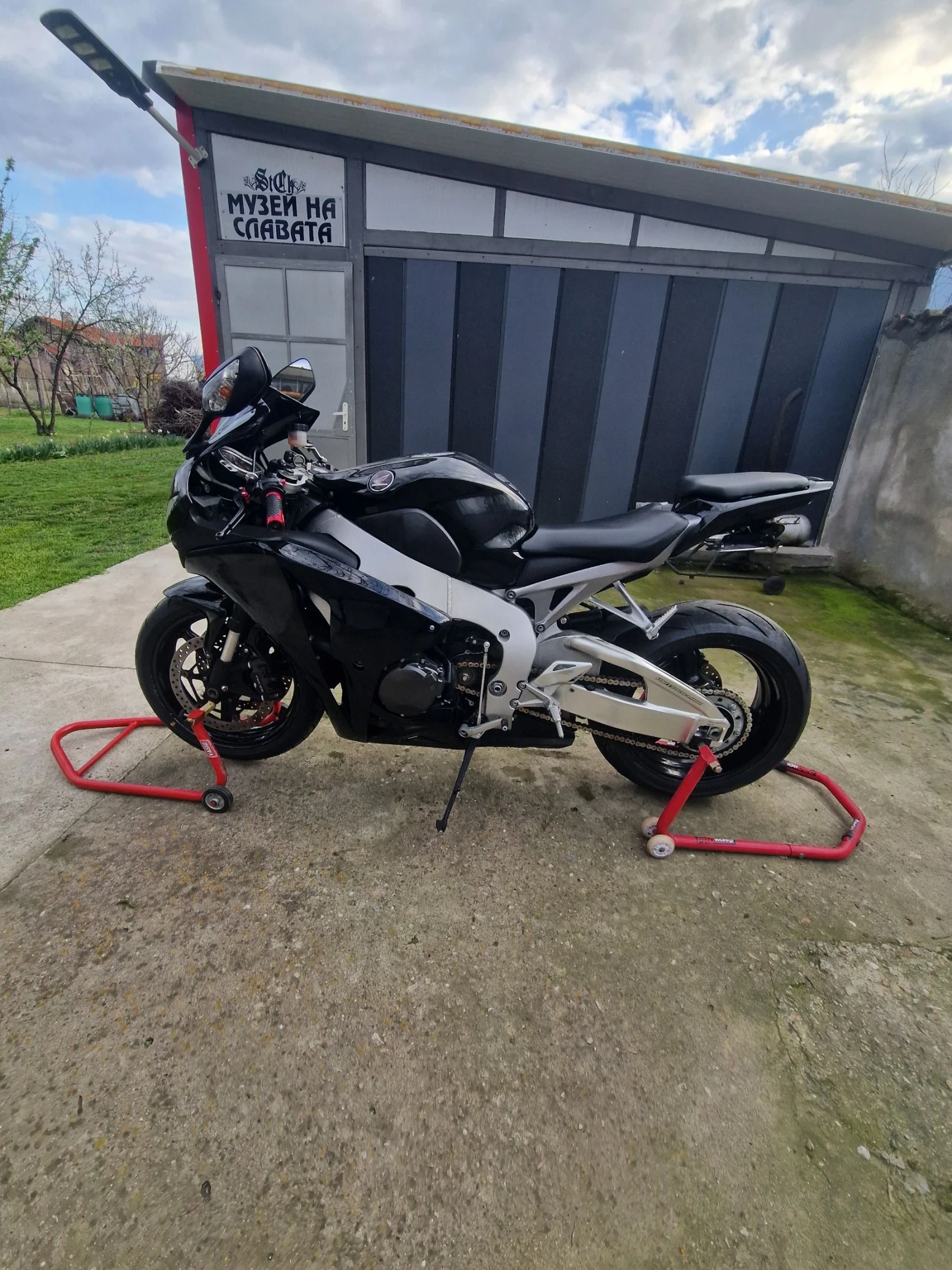 Honda Cbr 1000RR FIREBLADE - изображение 5