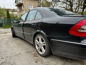 Mercedes-Benz E 320, снимка 10