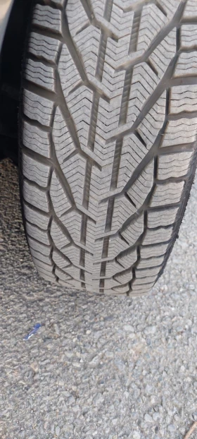 VW Golf 2.0 tdi уникат - 38500 лв. - 86758835 13