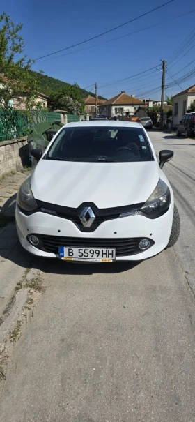 ������ Renault Clio