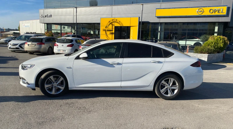 Opel Insignia 1.5Turbo-GSinnovation/165kc/лимузина, снимка 5 - Автомобили и джипове - 42614851