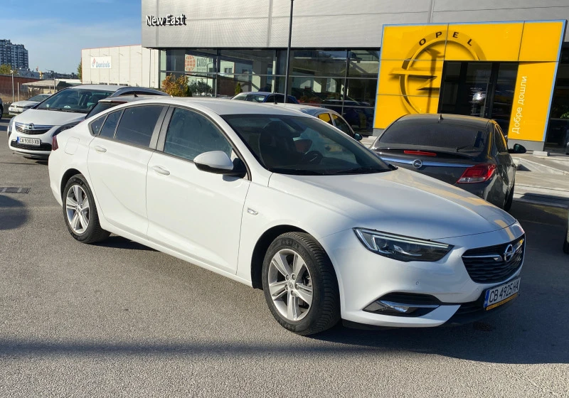 Opel Insignia 1.5Turbo-GSinnovation/165kc/лимузина, снимка 1 - Автомобили и джипове - 42614851