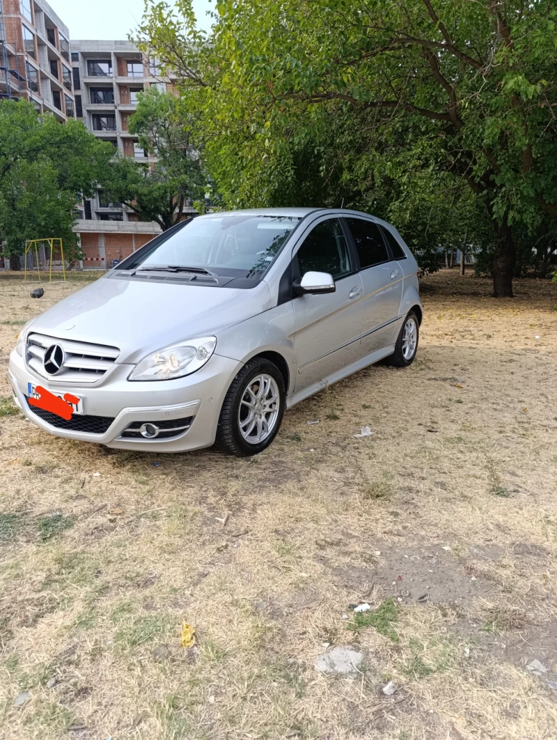 Mercedes-Benz B 200 Автоматик, снимка 4 - Автомобили и джипове - 46947796