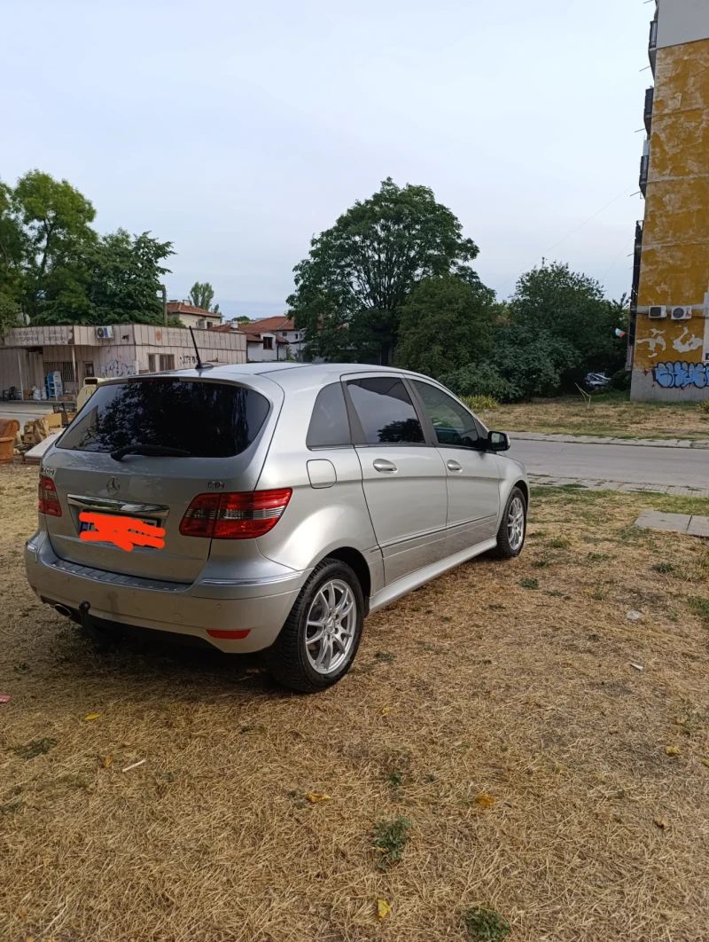 Mercedes-Benz B 200 Автоматик, снимка 6 - Автомобили и джипове - 46947796