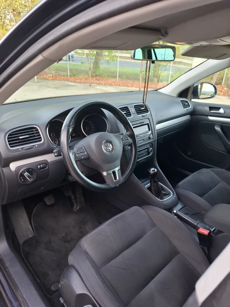 VW Golf, снимка 11 - Автомобили и джипове - 47357725