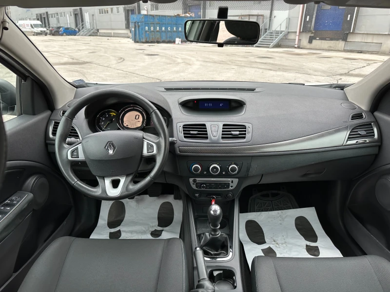 Renault Megane 1.5d 110 к.с., снимка 10 - Автомобили и джипове - 48322219