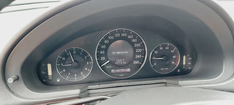 Mercedes-Benz E 240 4matic / газ, снимка 14 - Автомобили и джипове - 48926225