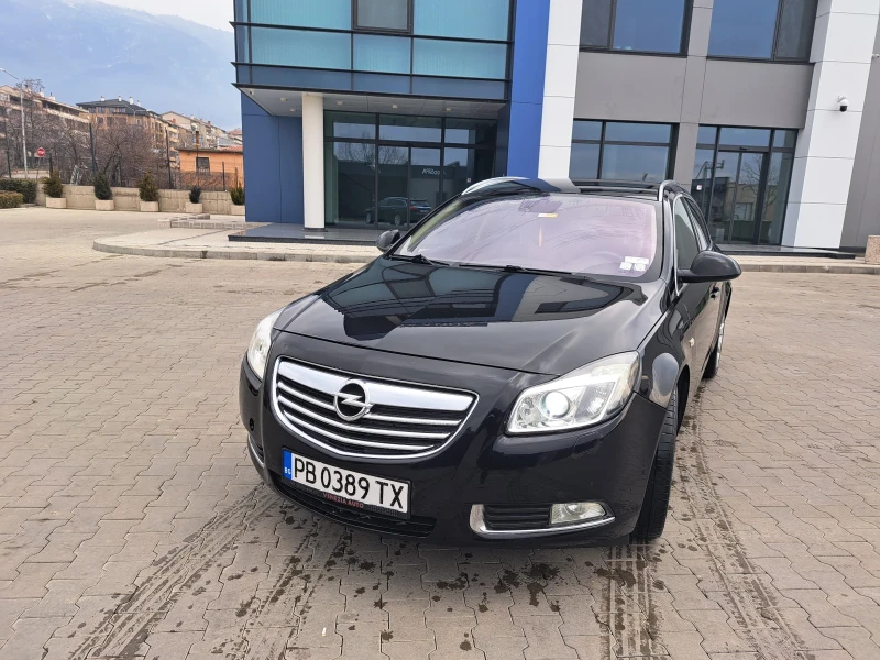 Opel Insignia, снимка 1 - Автомобили и джипове - 49269975