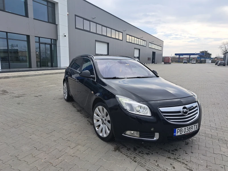 Opel Insignia, снимка 2 - Автомобили и джипове - 49269975