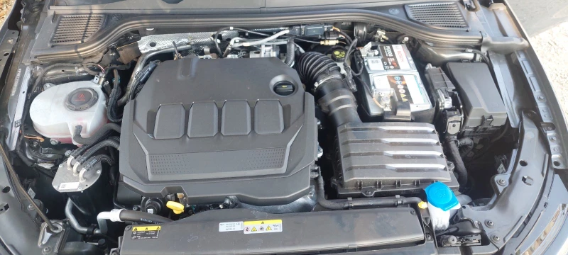 VW Golf 2.0 tdi уникат, снимка 17 - Автомобили и джипове - 51353237