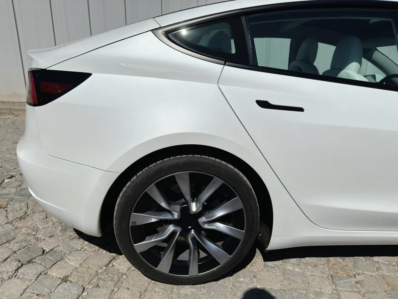 Tesla Model 3 Long Range AWD Heat Pump Dual Motor, снимка 5 - Автомобили и джипове - 51526478