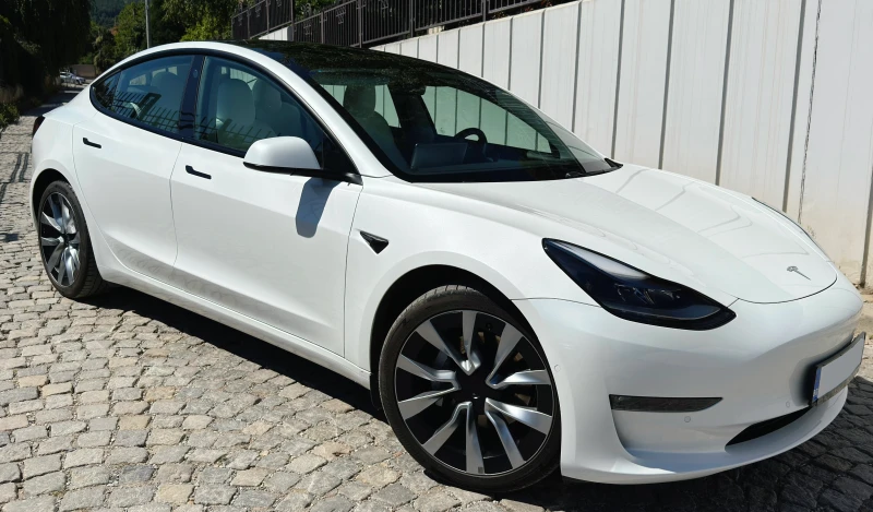 Tesla Model 3 Long Range AWD Heat Pump Dual Motor, снимка 10 - Автомобили и джипове - 51526478