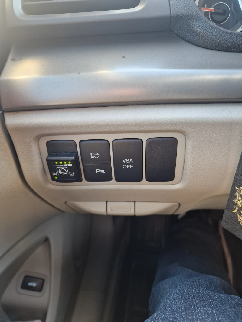 Honda Accord 2.0, снимка 8 - Автомобили и джипове - 51992621