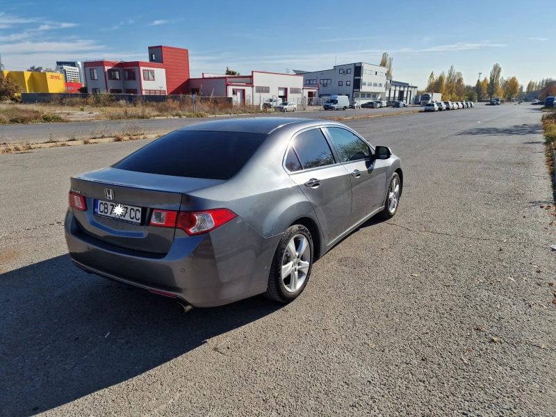 Honda Accord 2.0, снимка 2 - Автомобили и джипове - 51992621