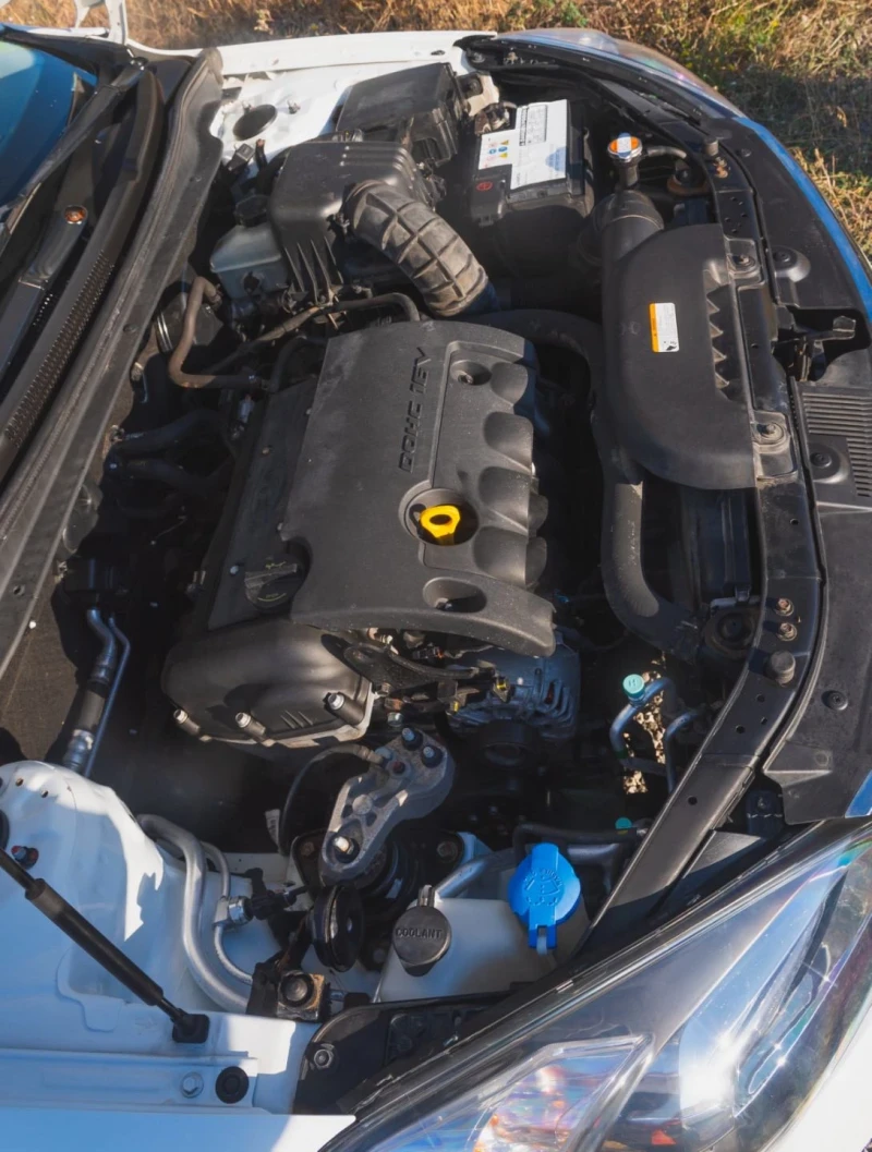 Kia Ceed 1.4i Euro/5a, снимка 9 - Автомобили и джипове - 51822004