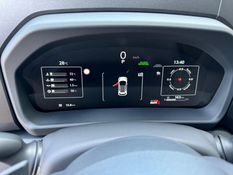 Toyota Yaris GR-FOUR FACELIFT LED CAMERA CARBON KEYLESS, снимка 9 - Автомобили и джипове - 52229323