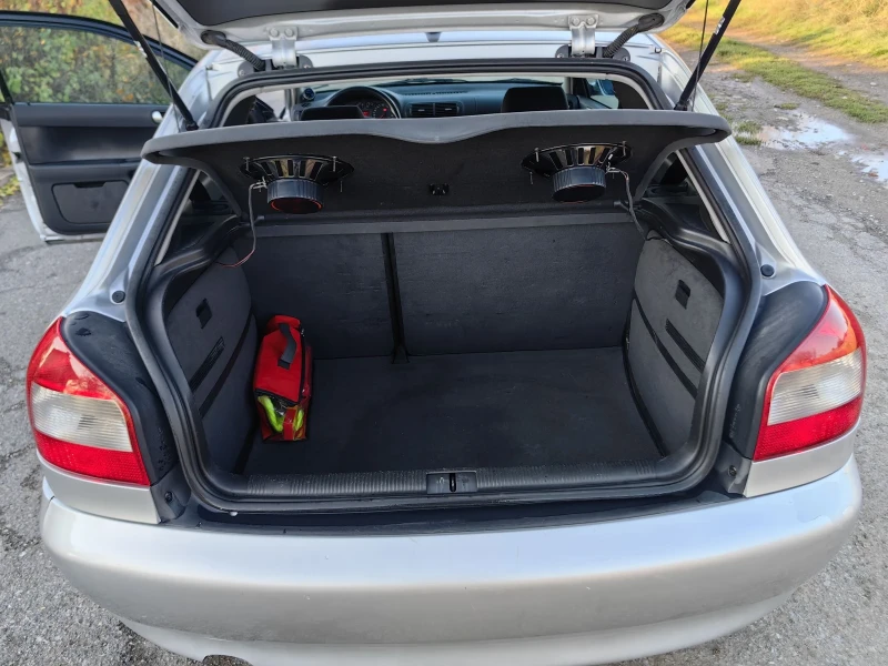 Audi A3 1.8T 180 AUQ, снимка 6 - Автомобили и джипове - 52458105