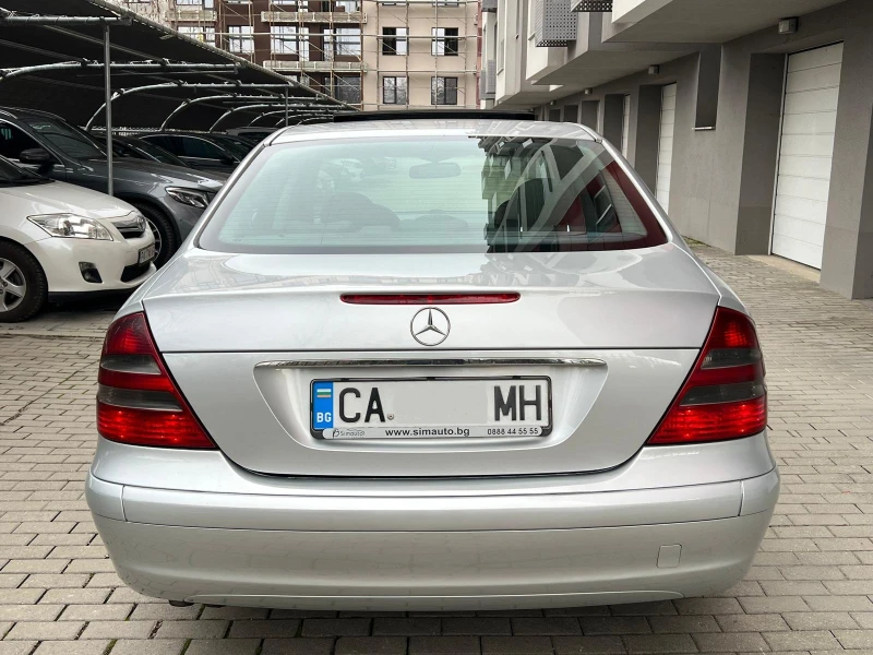 Mercedes-Benz E 220 Седан Автоматик Валидни КАСКО, Гр.отгов, Техн.прег, снимка 6 - Автомобили и джипове - 52789994