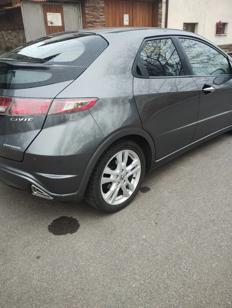 Honda Civic 1, 8vtec, снимка 2 - Автомобили и джипове - 53163497