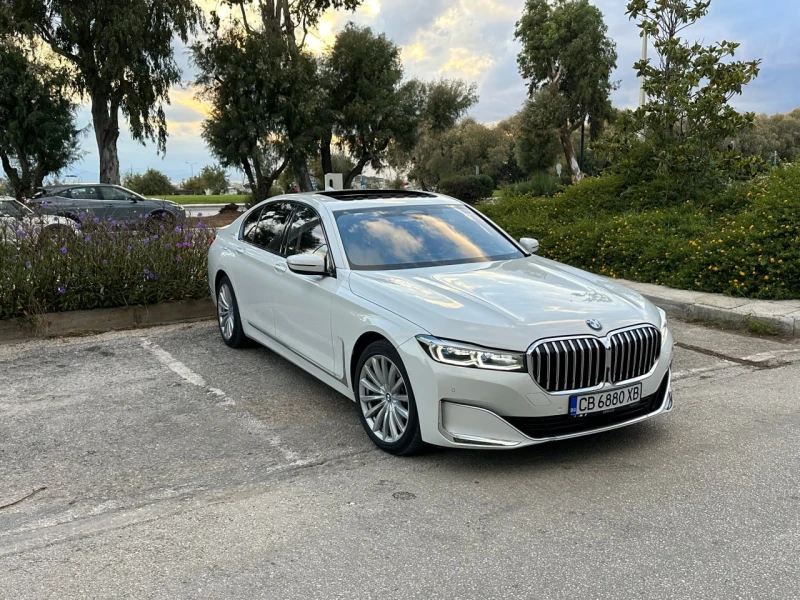 BMW 750 xDrive | В Гаранция, снимка 2 - Автомобили и джипове - 53281884