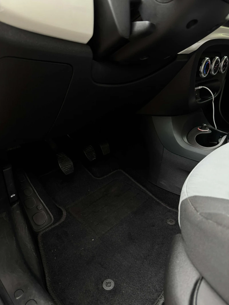 Fiat 500L 1.3 Multijet, снимка 4 - Автомобили и джипове - 53308466