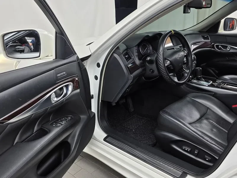 Infiniti M 37 3.7 - САМО 30% АВАНС, снимка 10 - Автомобили и джипове - 56285476