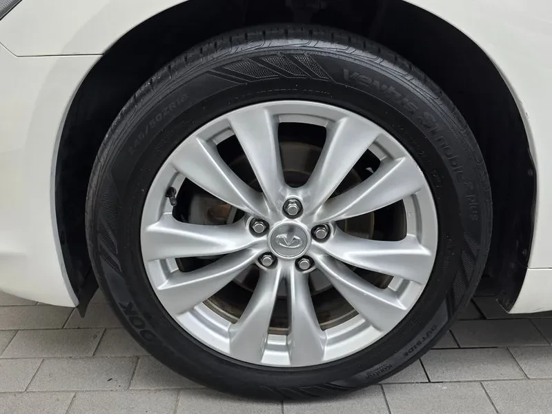 Infiniti M 37 3.7 - САМО 30% АВАНС, снимка 5 - Автомобили и джипове - 56285476