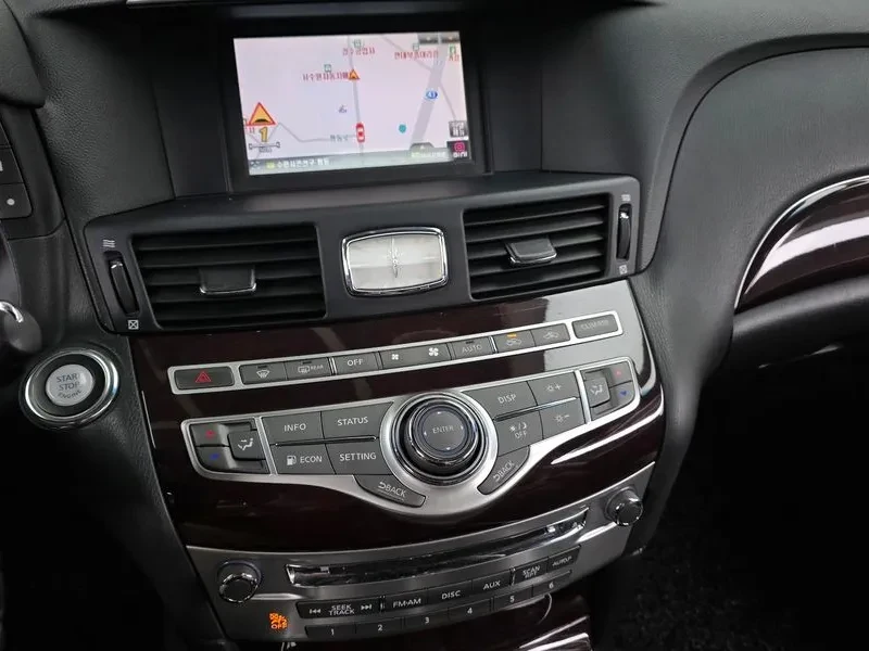 Infiniti M 37 3.7 - САМО 30% АВАНС, снимка 13 - Автомобили и джипове - 56285476