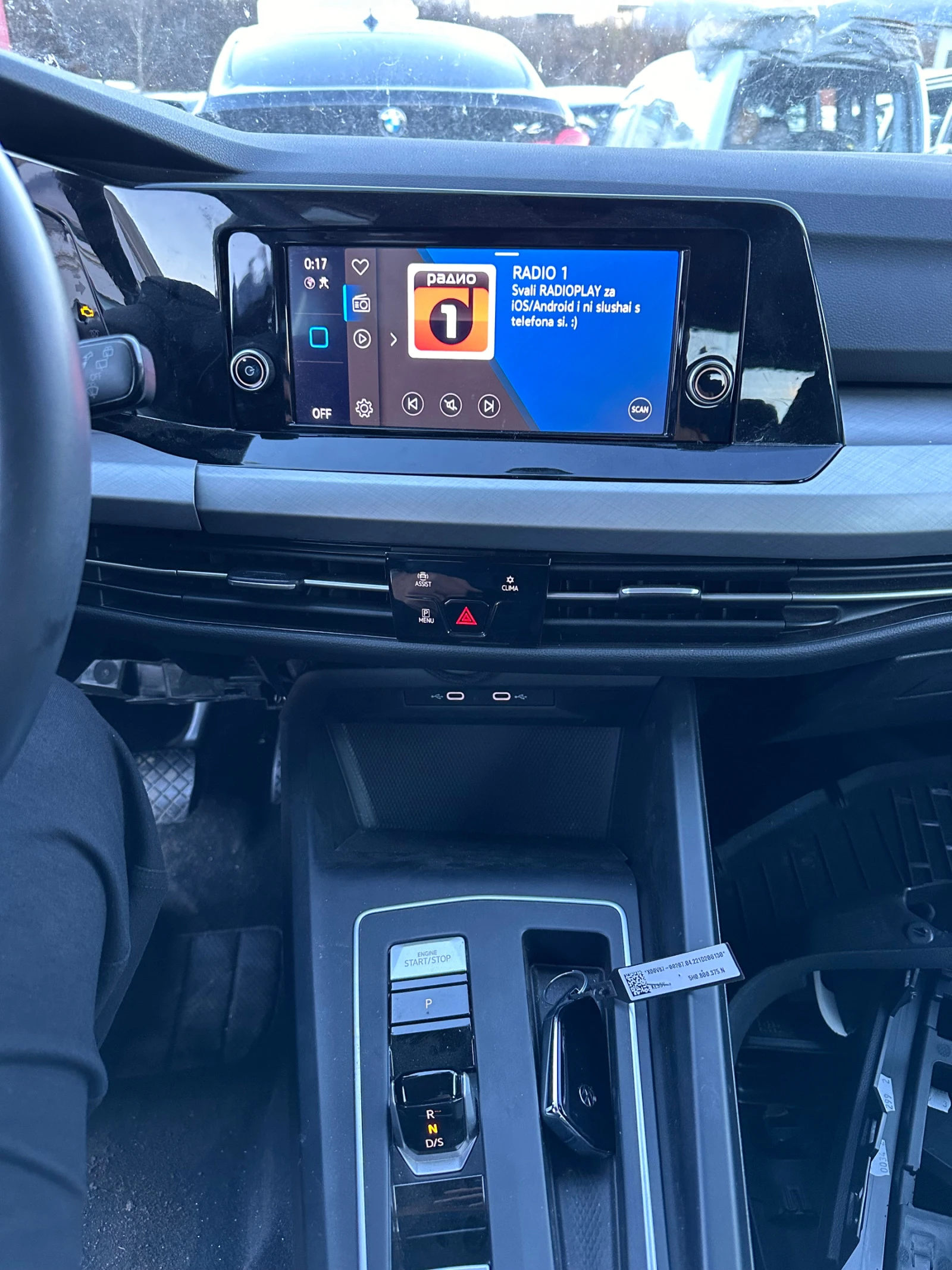 VW Golf VIII, 2022г.1.5eTSI, АВТОМАТИК | Mobile.bg — изображение 11