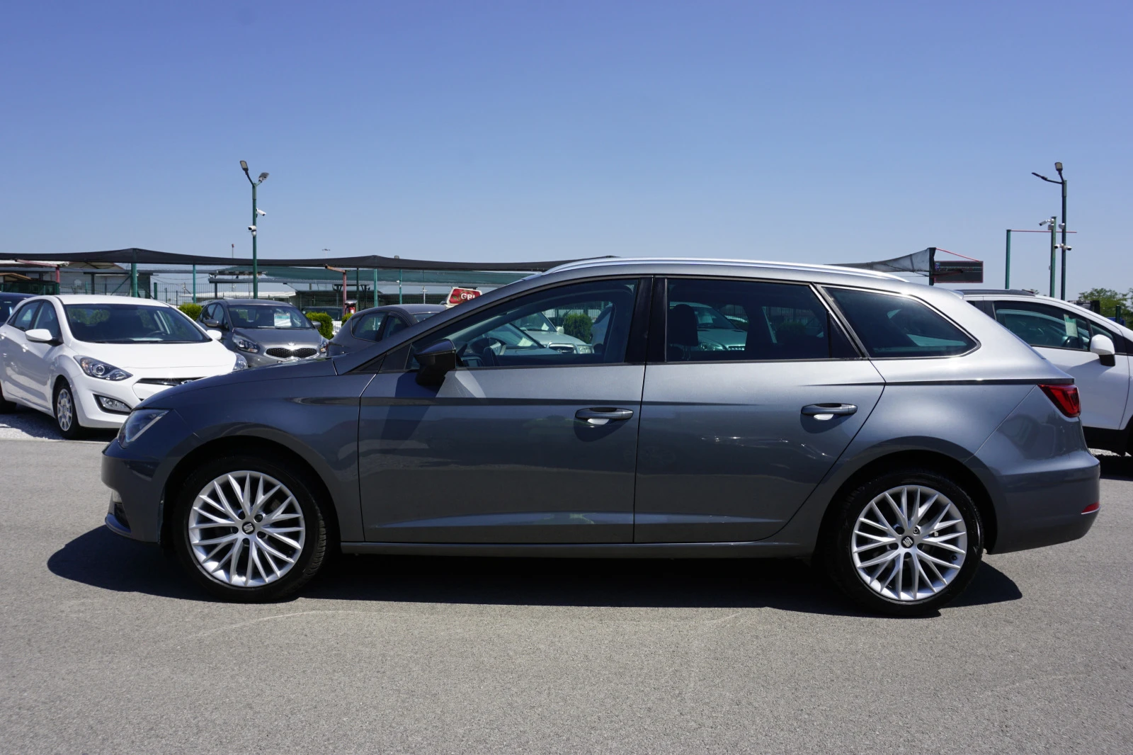 Seat Leon 1.6TDI/Нави/Disctronic/LED - изображение 4