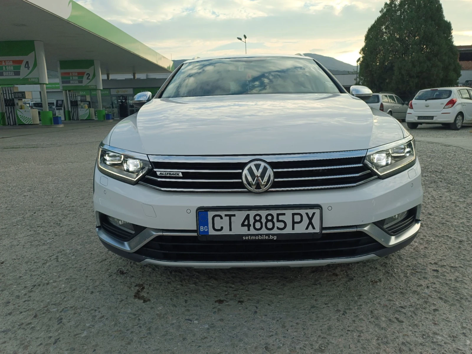 VW Alltrack 2.0TDI 190KC FULL SERVICE IN VW 6 SPEED  - изображение 2