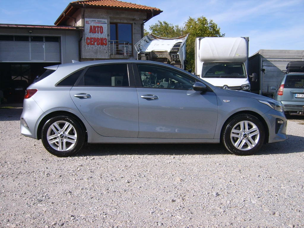 Kia Ceed 1, 4i navi - изображение 3