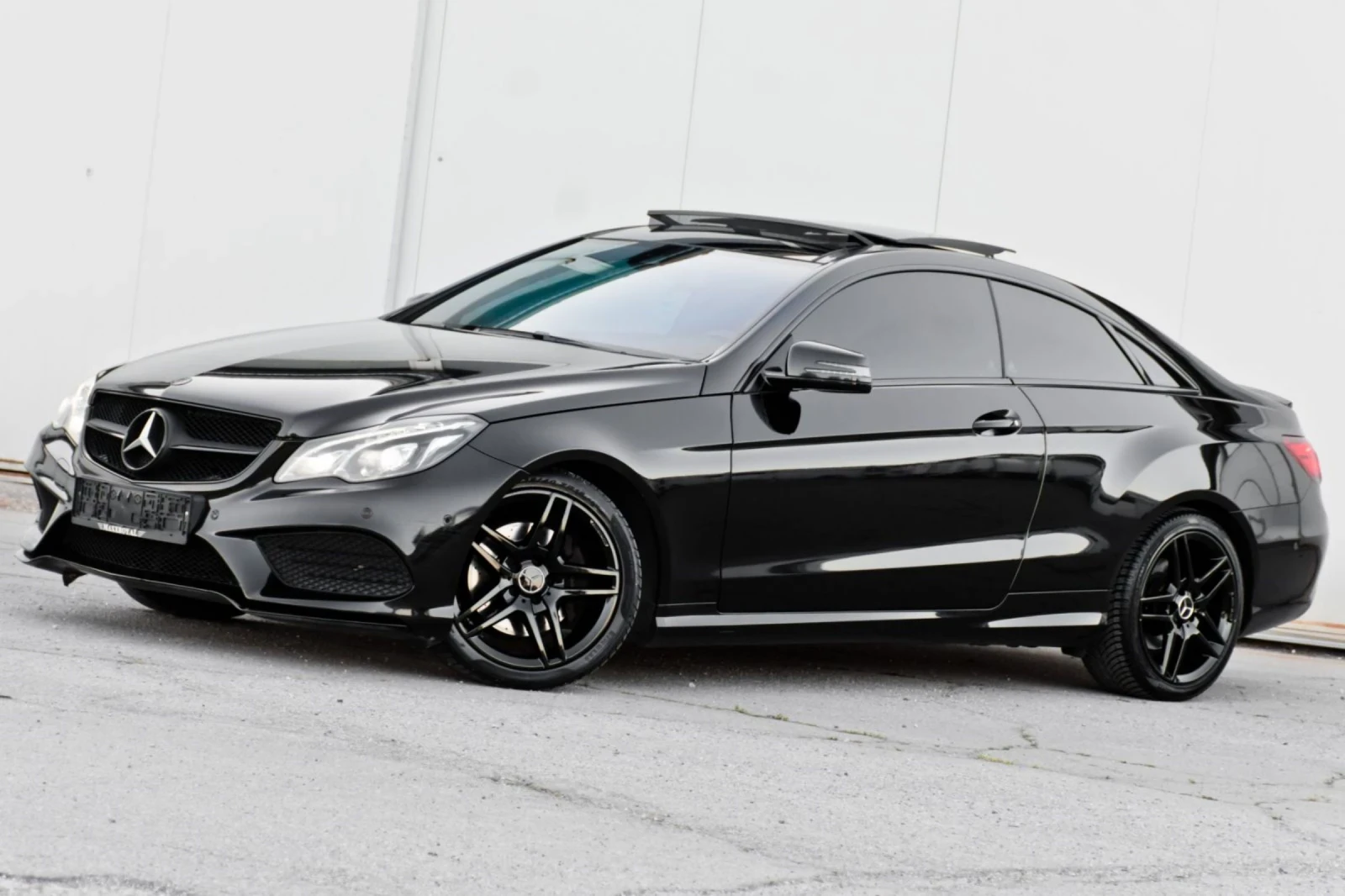 Mercedes-Benz E 220 AMG edition  - изображение 3