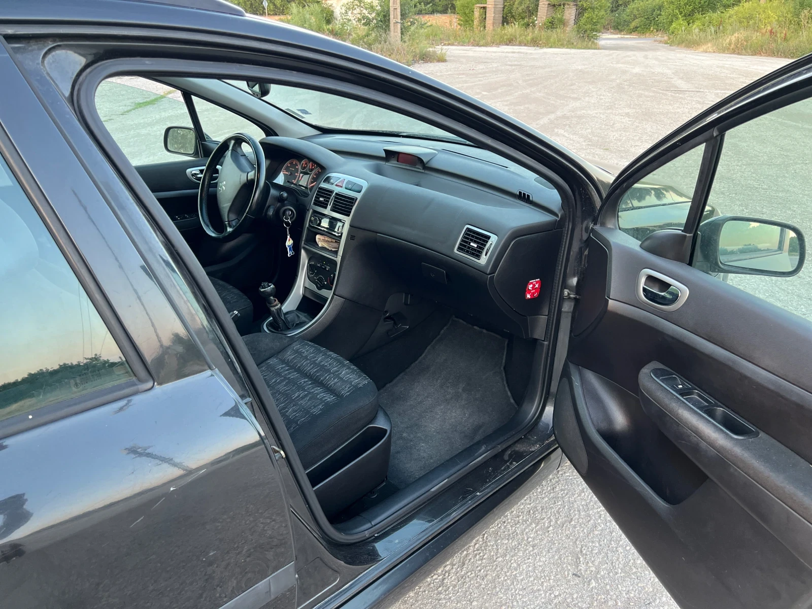Peugeot 307 1.6 hdi - изображение 6