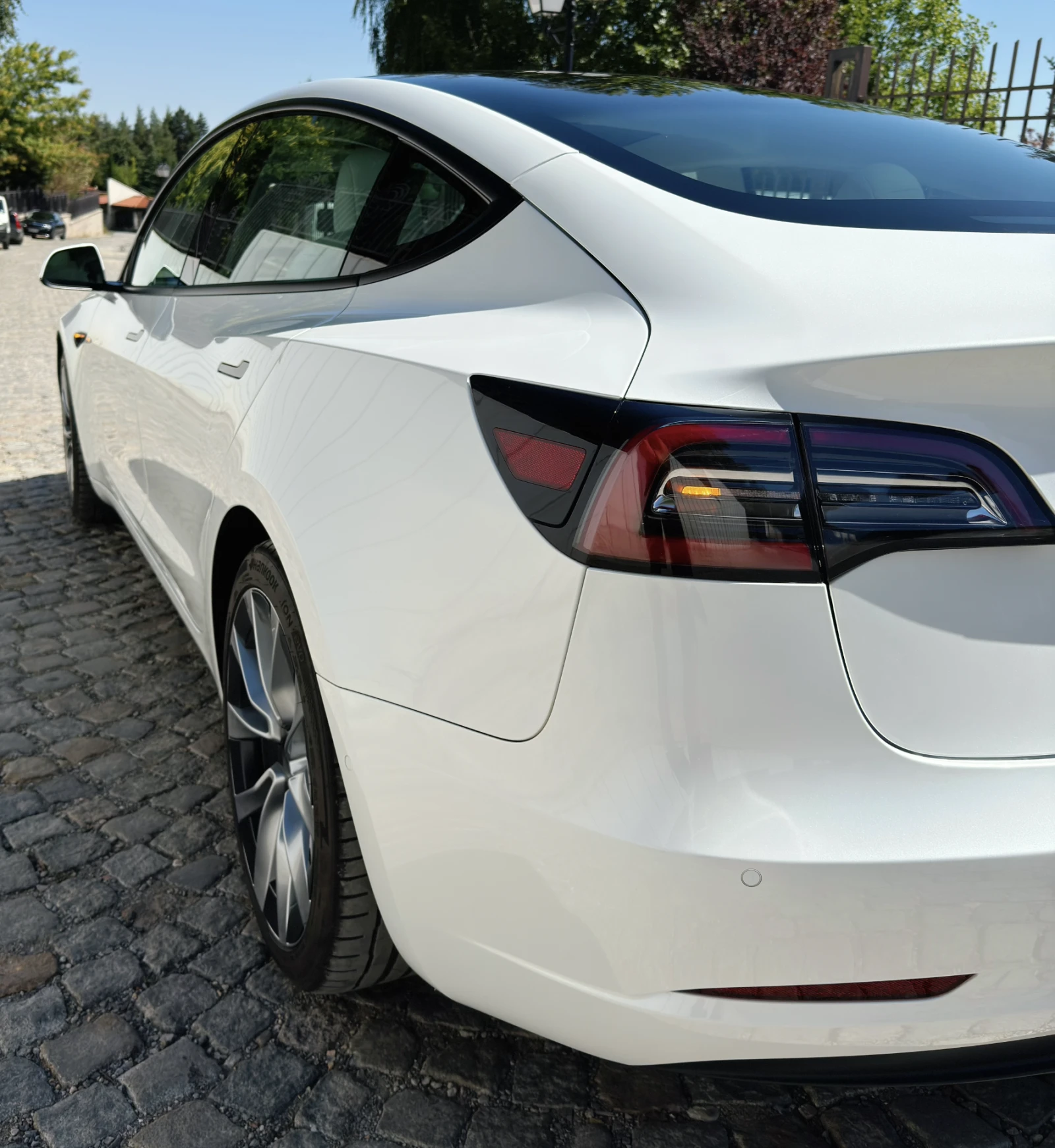 Tesla Model 3 Long Range AWD - изображение 7