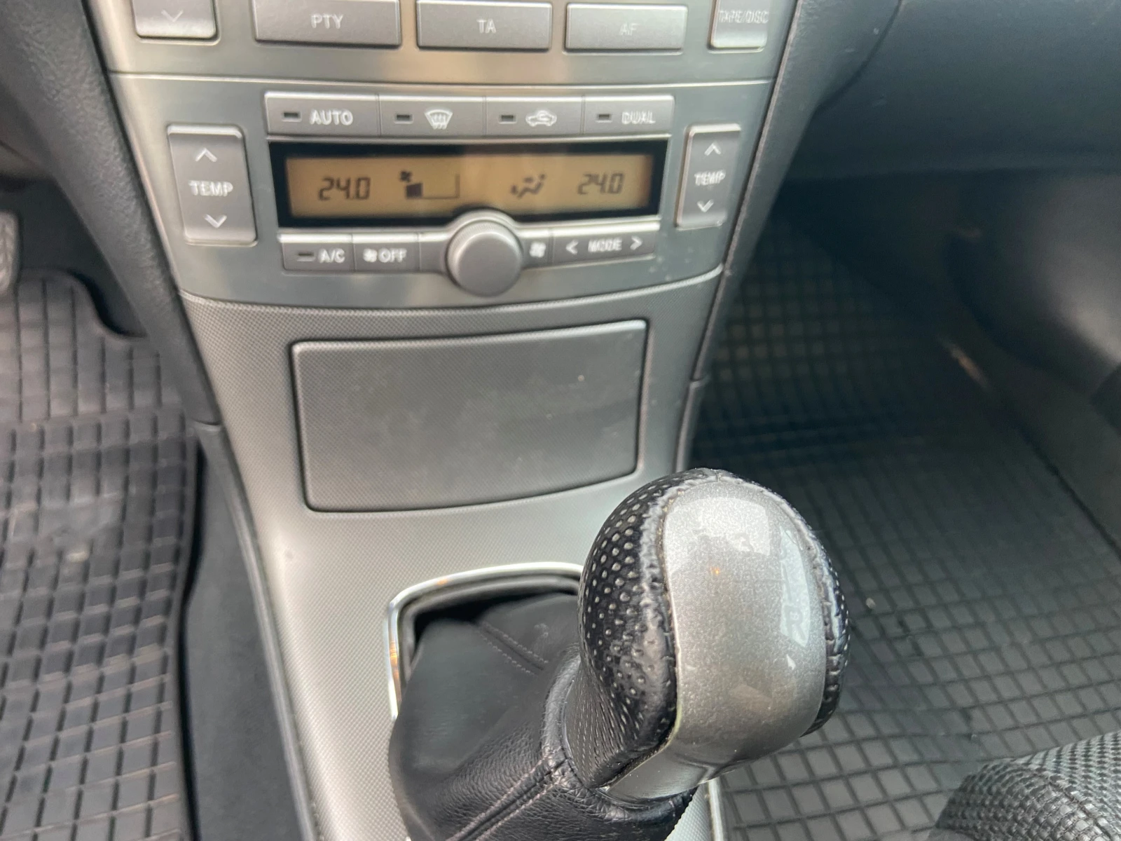 Toyota Avensis 2.0d- ! | Mobile.bg   11