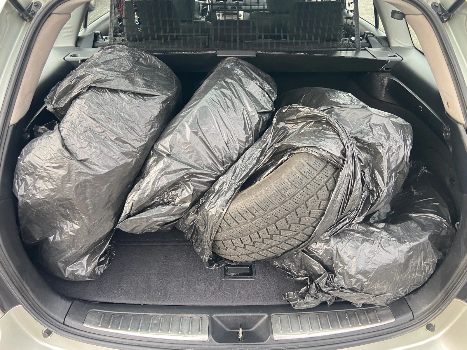 Toyota Avensis 2.0d-Всичко платено! - изображение 5