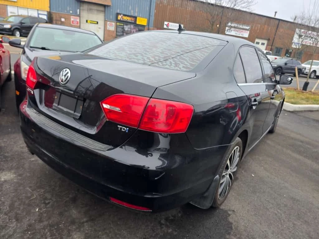 VW Jetta * 4dr 2.0T TDI DSG Highline * CARFAX * ЦЕНА ДО БГ - изображение 5