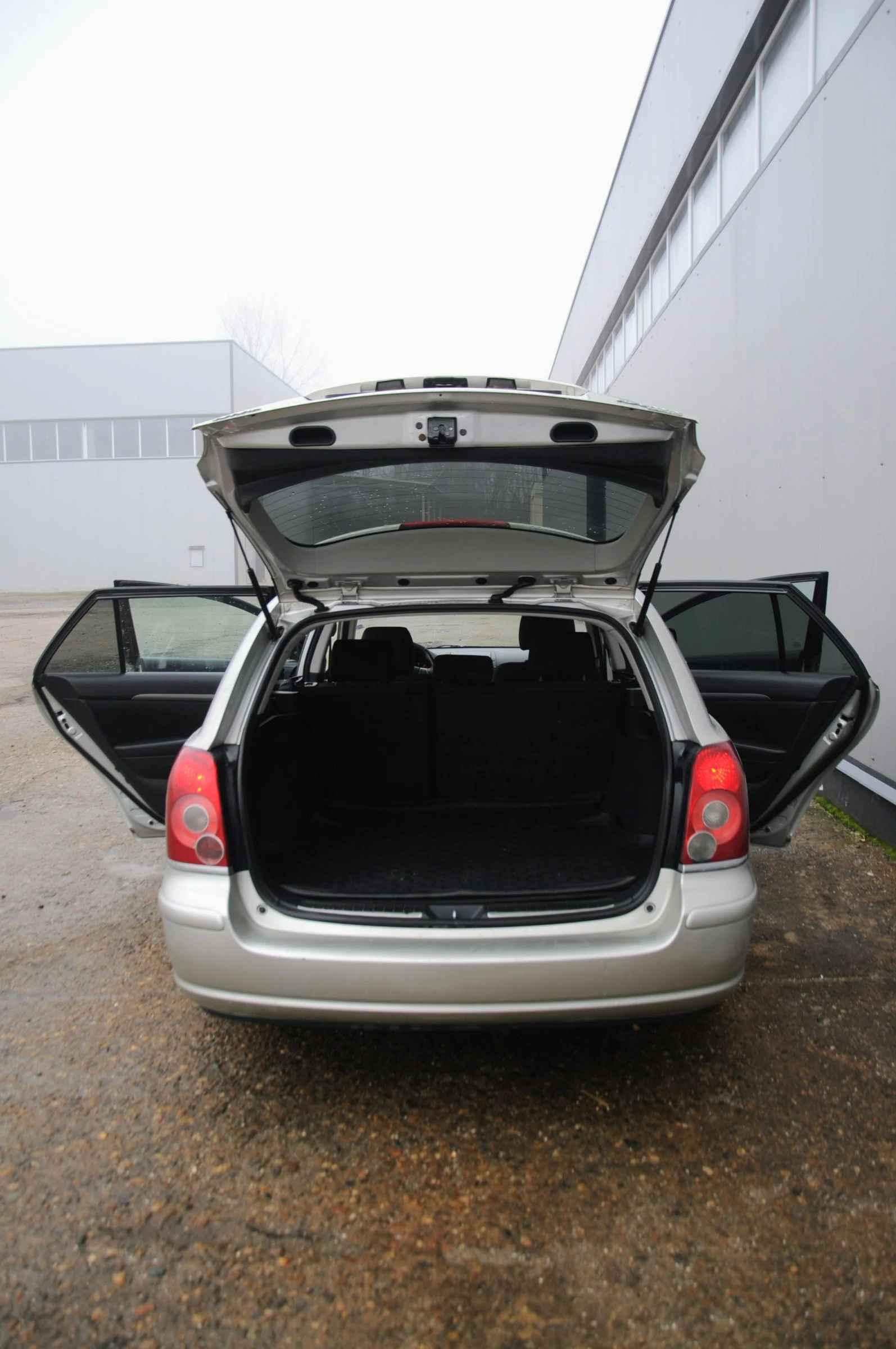 Toyota Avensis D-CAT | Mobile.bg � ����������� 9