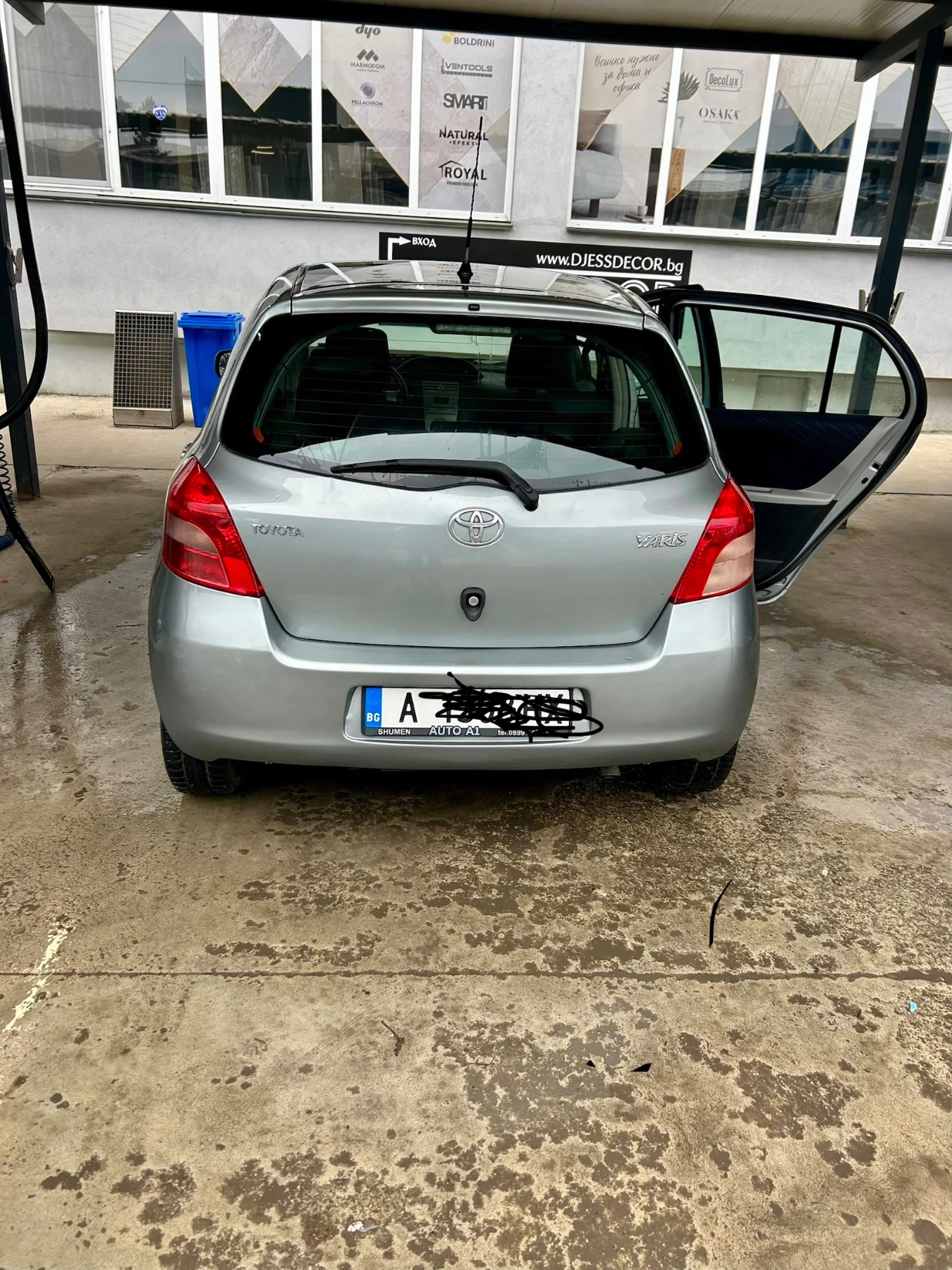 Toyota Yaris, снимка 12 - Автомобили и джипове - 53845918