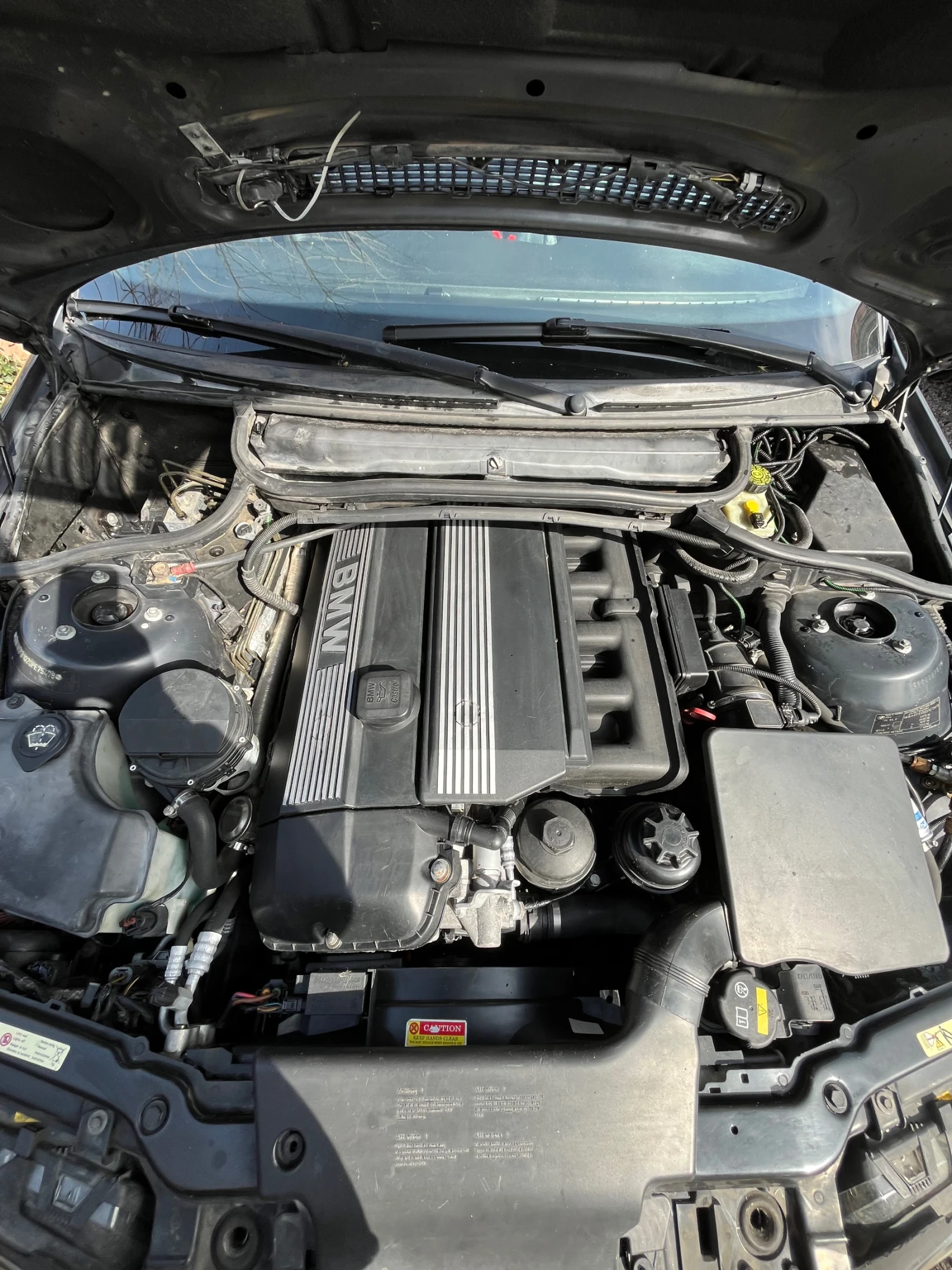 BMW 325 325xi, снимка 9 - Автомобили и джипове - 53905323