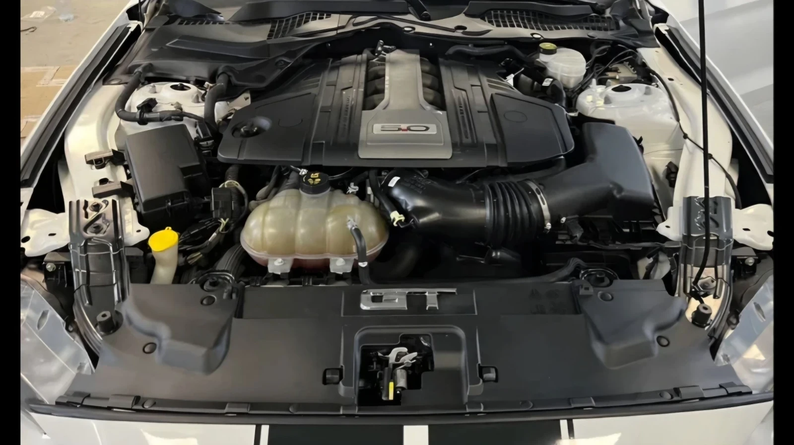 Ford Mustang GT 5.0, снимка 8 - Автомобили и джипове - 54181487