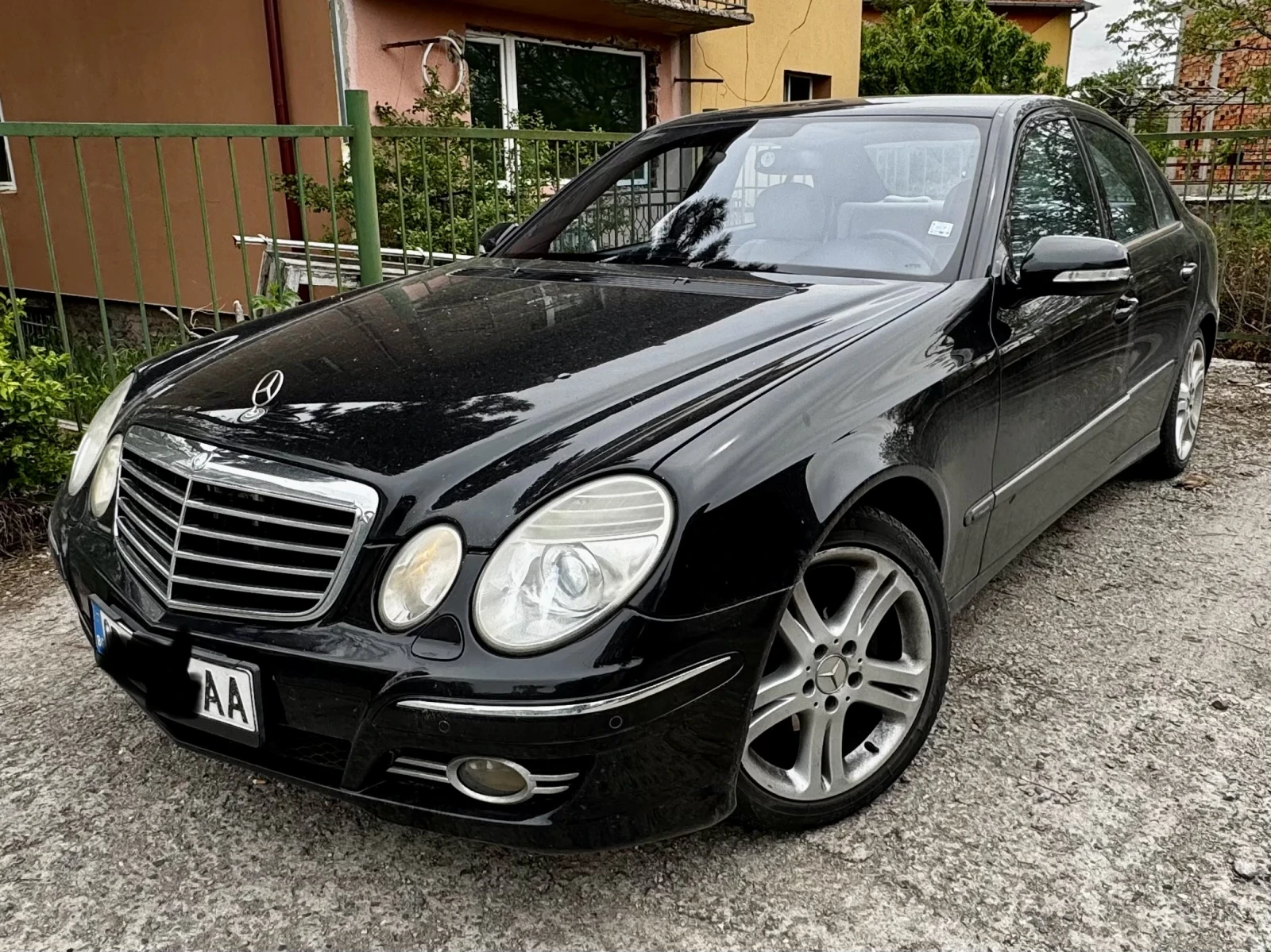 Mercedes-Benz E 320