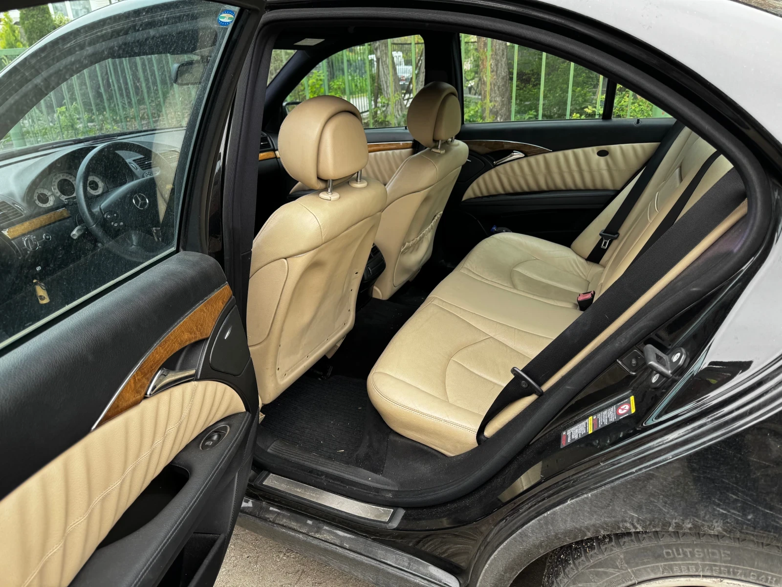 Mercedes-Benz E 320, снимка 5 - Автомобили и джипове - 54484671