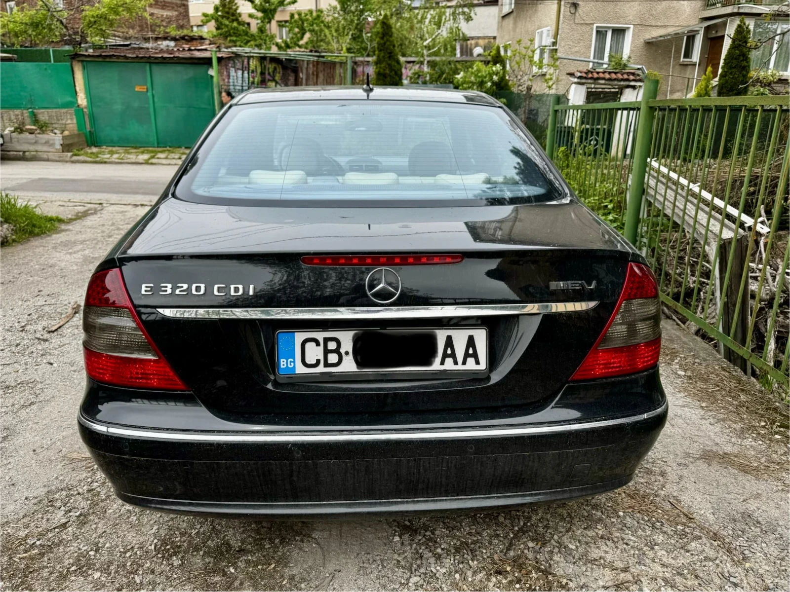 Mercedes-Benz E 320, снимка 8 - Автомобили и джипове - 54484671